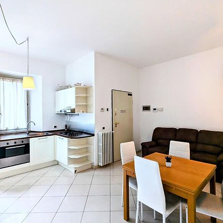 ドモドッソラCasa Degli Osciアパートメント エクステリア 写真
